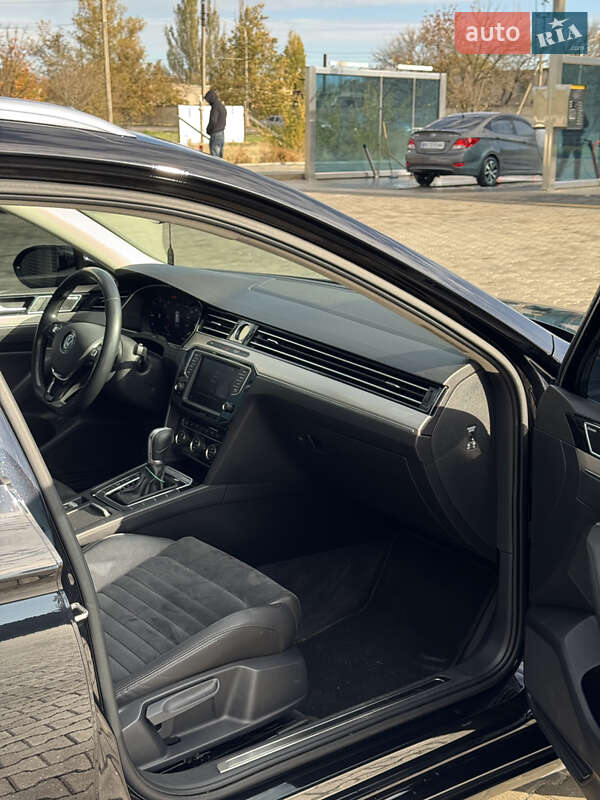 Універсал Volkswagen Passat 2017 в Миколаєві фото 55 Універсал Volkswagen Passat 2017 в Миколаєві