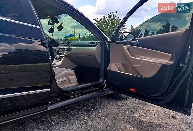 Универсал Volkswagen Passat 2010 в Павлограде