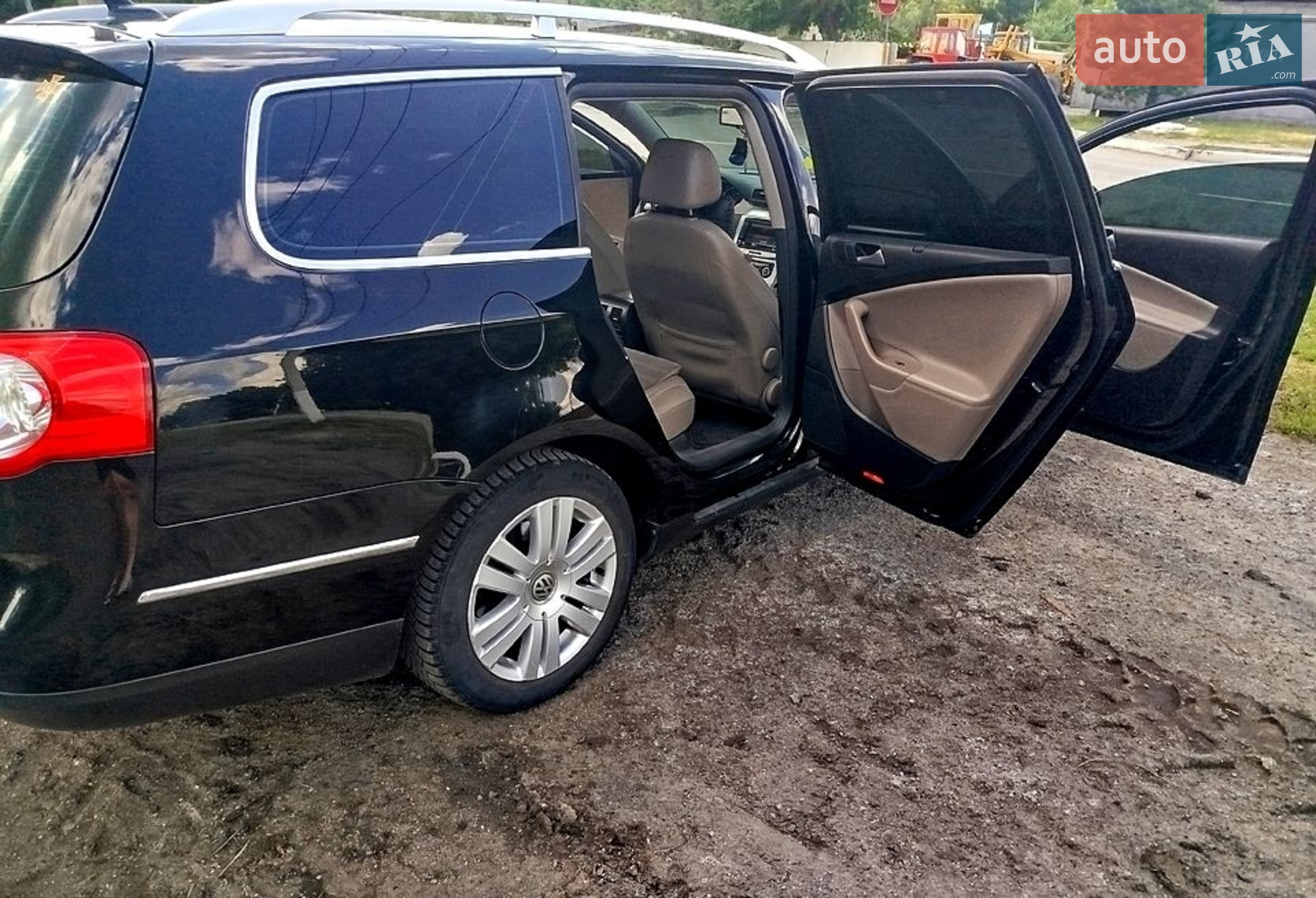 2010 Volkswagen Passat - мініатюра 8