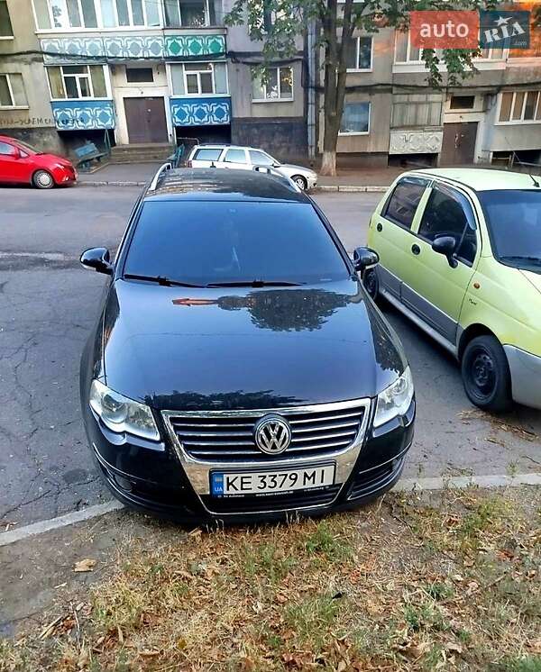 Универсал Volkswagen Passat 2010 в Павлограде
