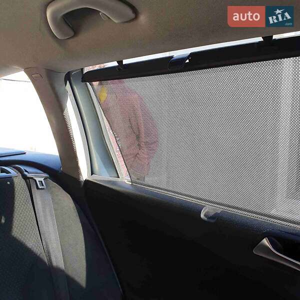 Универсал Volkswagen Passat 2010 в Днепре