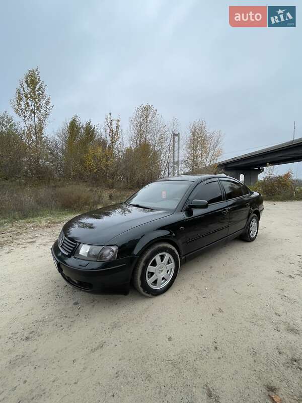 Седан Volkswagen Passat 1996 в Киеве фото 5 Седан Volkswagen Passat 1996 в Киеве