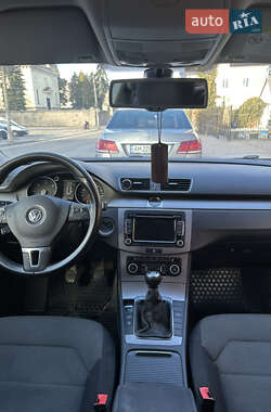 Универсал Volkswagen Passat 2011 в 