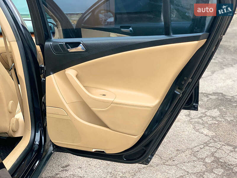 Седан Volkswagen Passat 2007 в Вінниці
