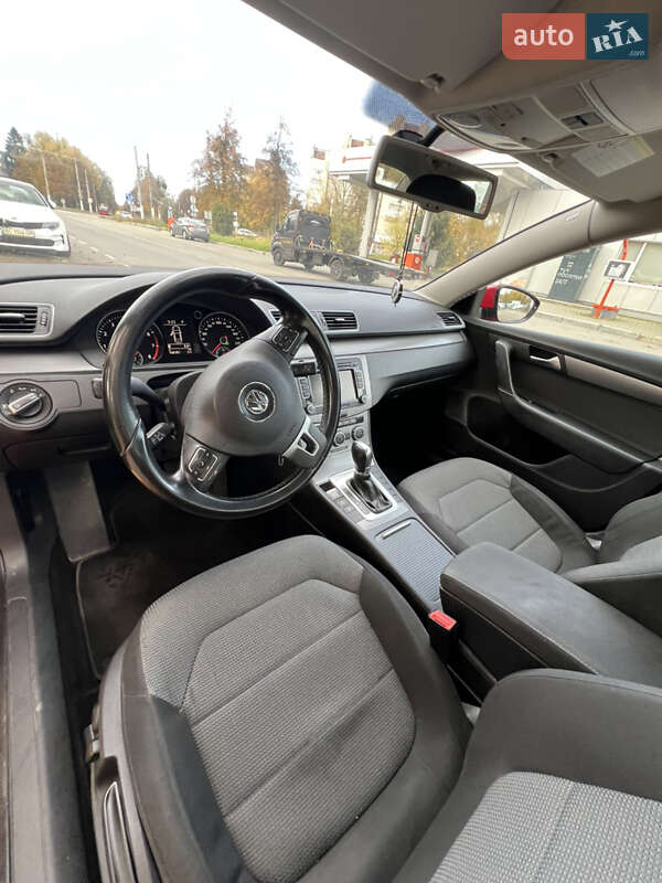 Седан Volkswagen Passat 2013 в Львове фото 15 Седан Volkswagen Passat 2013 в Львове