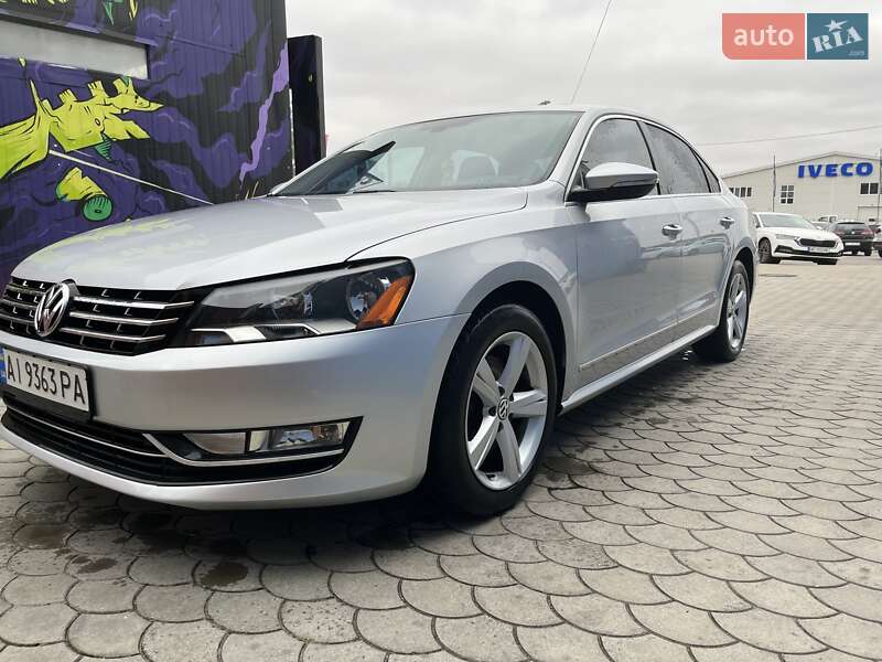 Седан Volkswagen Passat 2012 в Борисполі
