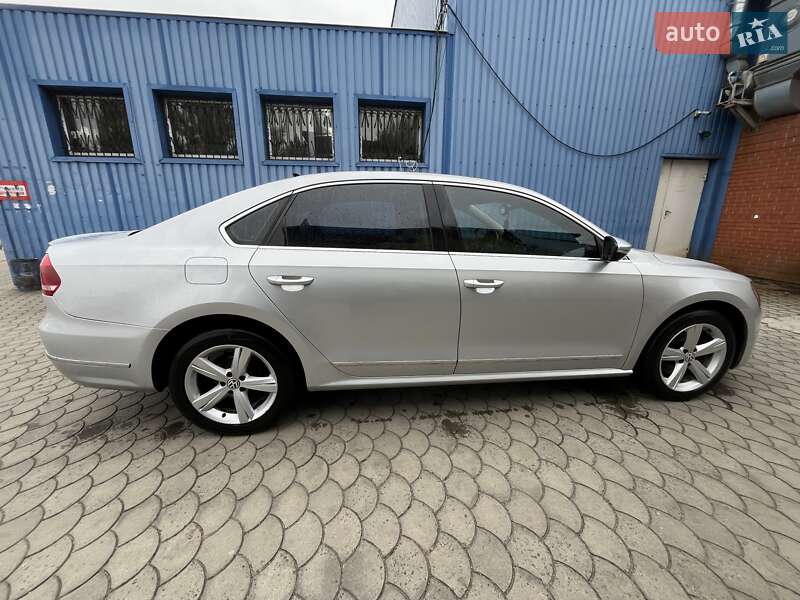 Седан Volkswagen Passat 2012 в Борисполі
