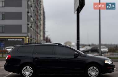 Универсал Volkswagen Passat 2010 в Киеве