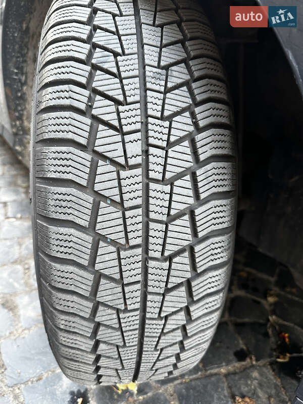 Седан Volkswagen Passat 2005 в Львові фото 44 Седан Volkswagen Passat 2005 в Львові