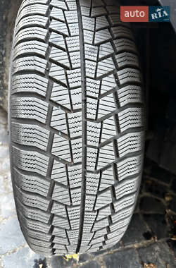 Седан Volkswagen Passat 2005 в  фото 44 Седан Volkswagen Passat 2005 в