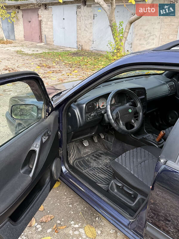 Універсал Volkswagen Passat 1996 в Кривому Розі фото 7 Універсал Volkswagen Passat 1996 в Кривому Розі