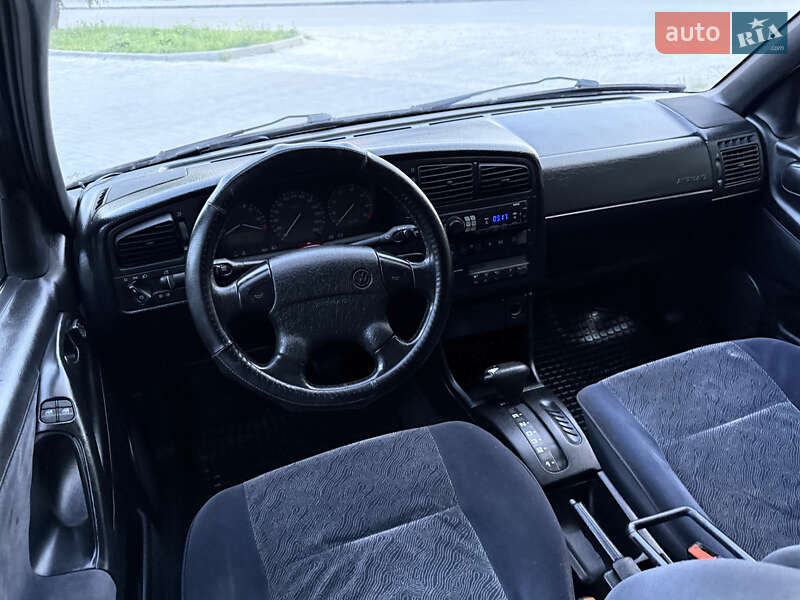 Универсал Volkswagen Passat 1995 в Кременце фото 27 Универсал Volkswagen Passat 1995 в Кременце