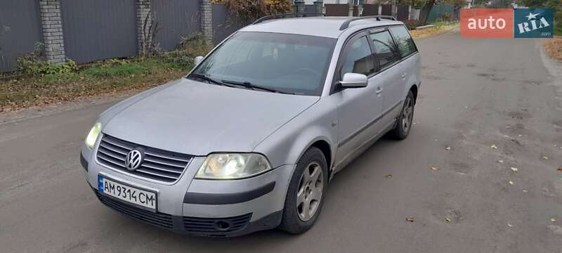 Универсал Volkswagen Passat 2002 в Малине