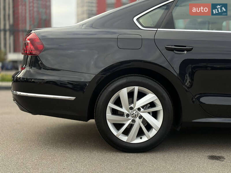 Седан Volkswagen Passat 2017 в Киеве фото 13 Седан Volkswagen Passat 2017 в Киеве