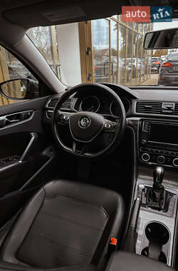 Седан Volkswagen Passat 2017 в 