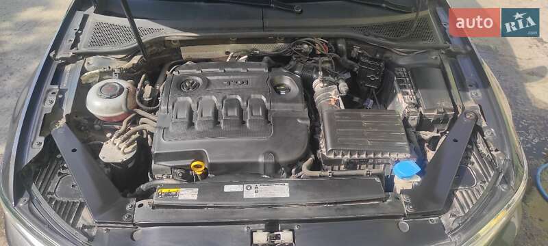 Универсал Volkswagen Passat 2018 в Тернополе фото 16 Универсал Volkswagen Passat 2018 в Тернополе