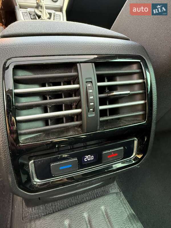 Универсал Volkswagen Passat 2018 в Тернополе фото 24 Универсал Volkswagen Passat 2018 в Тернополе