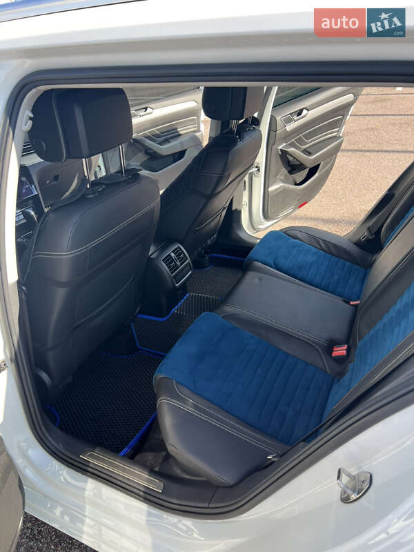 Универсал Volkswagen Passat 2021 в Житомире фото 13 Универсал Volkswagen Passat 2021 в Житомире