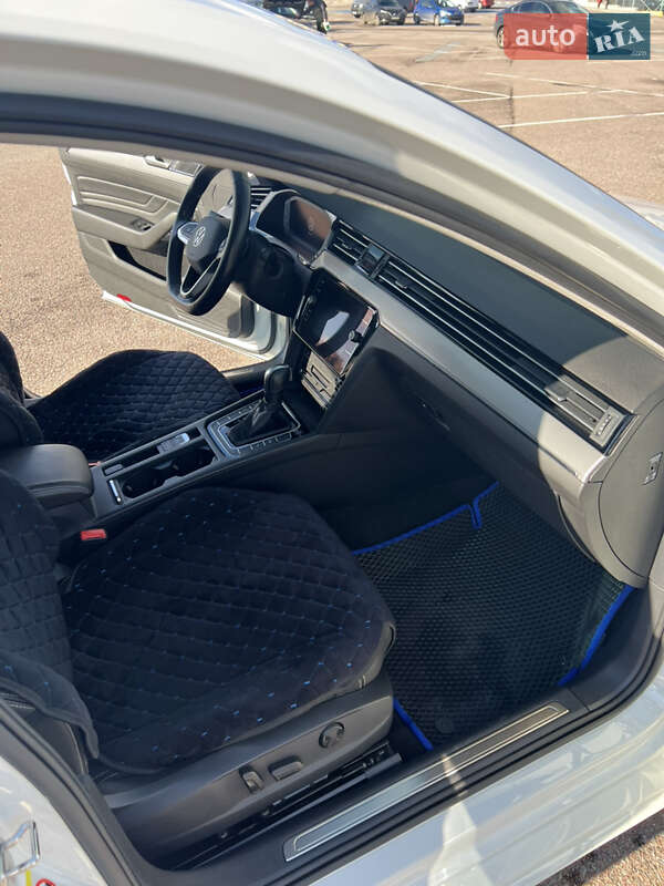 Универсал Volkswagen Passat 2021 в Житомире фото 18 Универсал Volkswagen Passat 2021 в Житомире