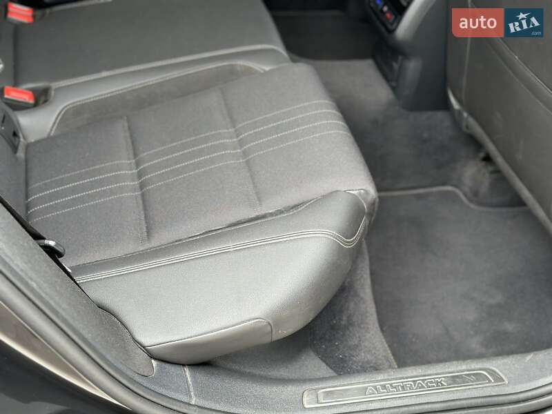 Универсал Volkswagen Passat 2018 в Черкассах фото 15 Универсал Volkswagen Passat 2018 в Черкассах