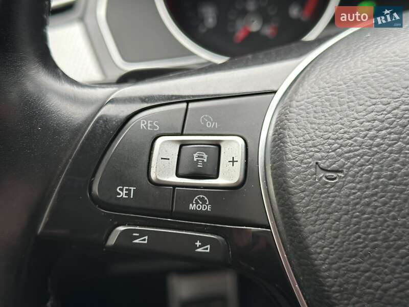 Универсал Volkswagen Passat 2018 в Черкассах фото 23 Универсал Volkswagen Passat 2018 в Черкассах