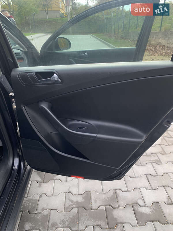 Универсал Volkswagen Passat 2006 в Горохове фото 13 Универсал Volkswagen Passat 2006 в Горохове