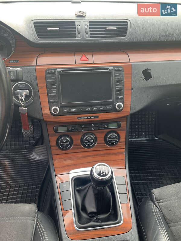 Универсал Volkswagen Passat 2006 в Горохове фото 18 Универсал Volkswagen Passat 2006 в Горохове