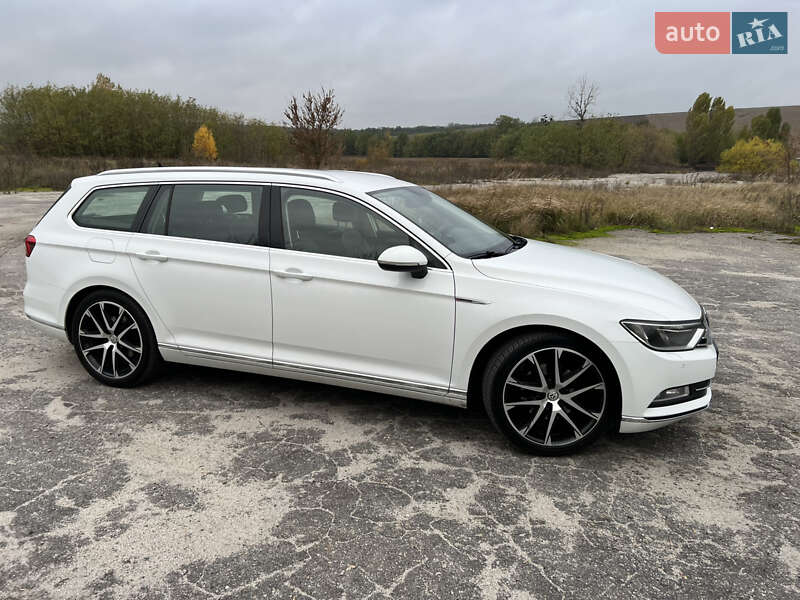 Універсал Volkswagen Passat 2015 в Рокитному