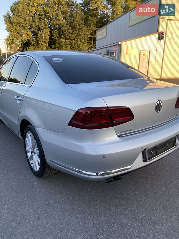 Седан Volkswagen Passat 2013 в Казатине