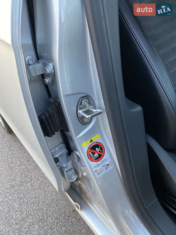 Седан Volkswagen Passat 2013 в Казатине