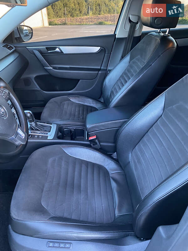 Седан Volkswagen Passat 2013 в Казатине