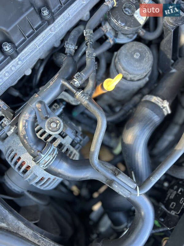 Седан Volkswagen Passat 2001 в Киеве фото 54 Седан Volkswagen Passat 2001 в Киеве