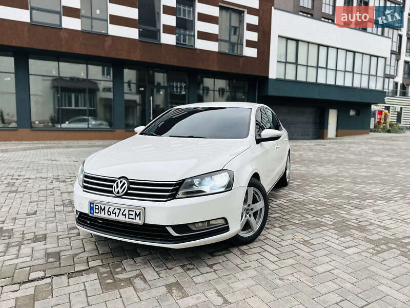 Volkswagen Passat 2011