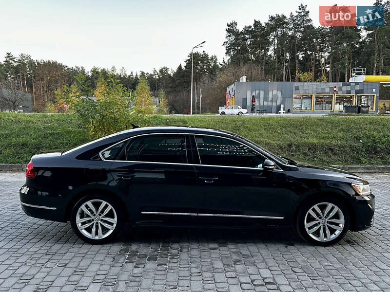 Седан Volkswagen Passat 2016 в Киеве