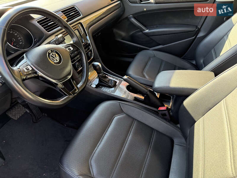Седан Volkswagen Passat 2017 в Белой Церкви фото 10 Седан Volkswagen Passat 2017 в Белой Церкви
