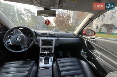 Седан Volkswagen Passat 2010 в 