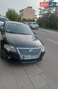 Универсал Volkswagen Passat 2010 в Житомире