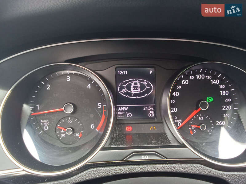 Универсал Volkswagen Passat 2018 в Львове