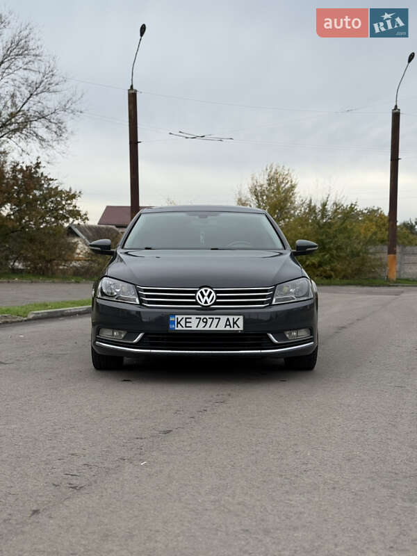Седан Volkswagen Passat 2014 в Новомосковске фото Седан Volkswagen Passat 2014 в Новомосковске