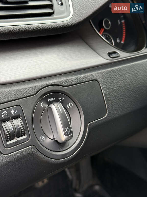 Седан Volkswagen Passat 2014 в Новомосковске фото 21 Седан Volkswagen Passat 2014 в Новомосковске