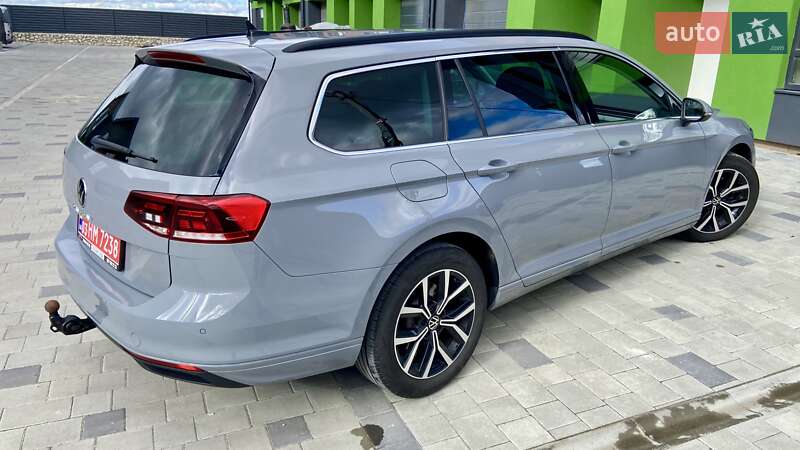 Універсал Volkswagen Passat 2022 в Тернополі
