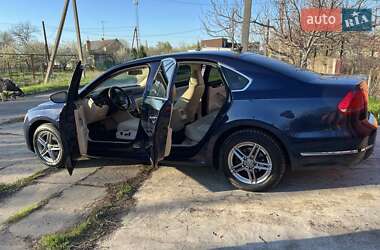 Седан Volkswagen Passat 2012 в 