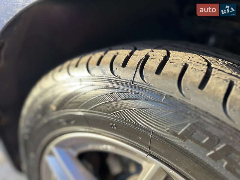 Седан Volkswagen Passat 2012 в Томаковке фото 11 Седан Volkswagen Passat 2012 в Томаковке