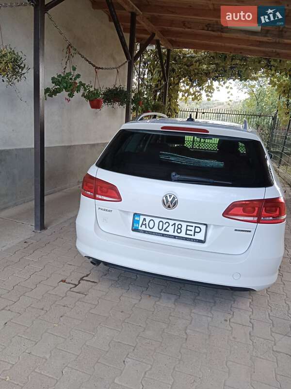 Універсал Volkswagen Passat 2013 в Ужгороді фото 2 Універсал Volkswagen Passat 2013 в Ужгороді