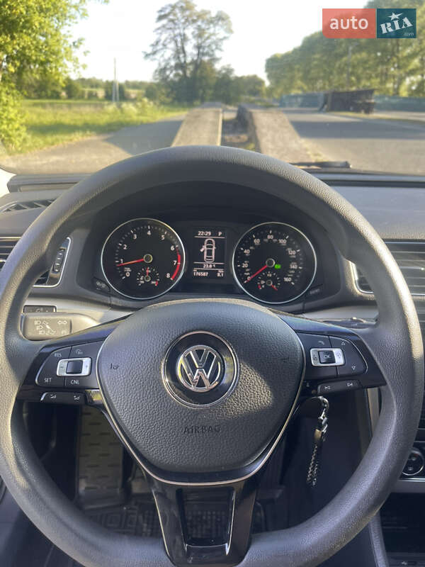 Седан Volkswagen Passat 2016 в Львове фото 5 Седан Volkswagen Passat 2016 в Львове