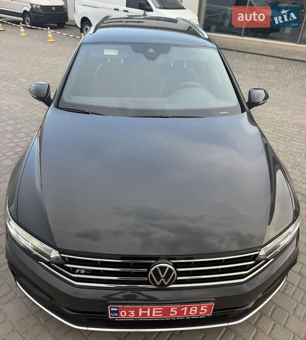 Универсал Volkswagen Passat 2021 в Луцке