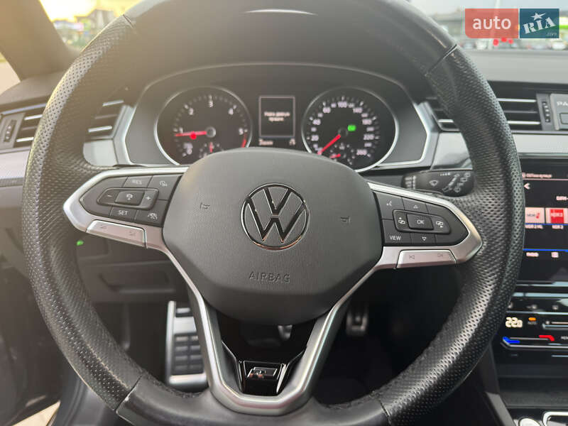 Универсал Volkswagen Passat 2021 в Луцке