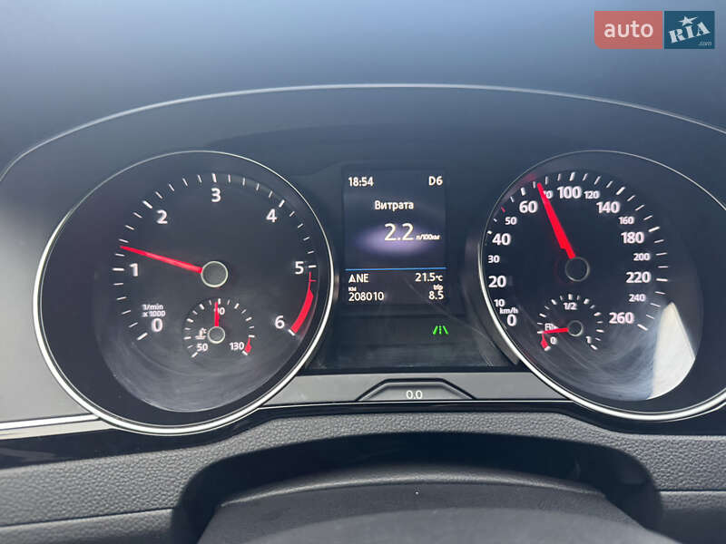 Универсал Volkswagen Passat 2021 в Луцке