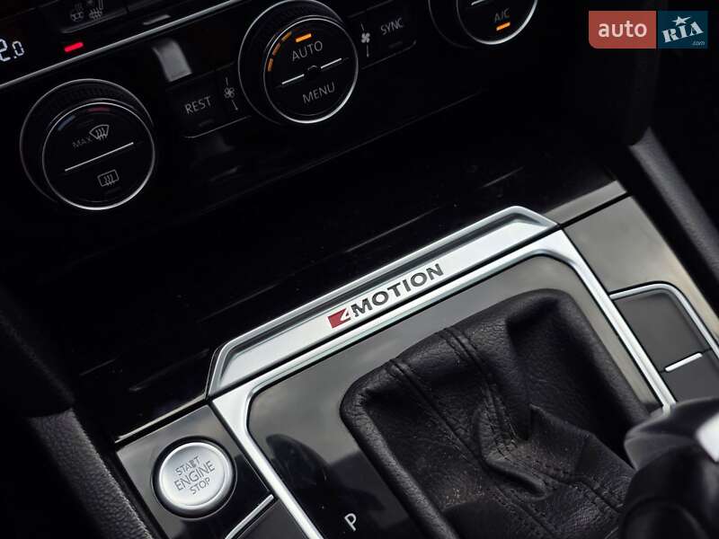 Універсал Volkswagen Passat 2015 в Тернополі