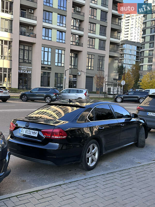 Седан Volkswagen Passat 2012 в Броварах